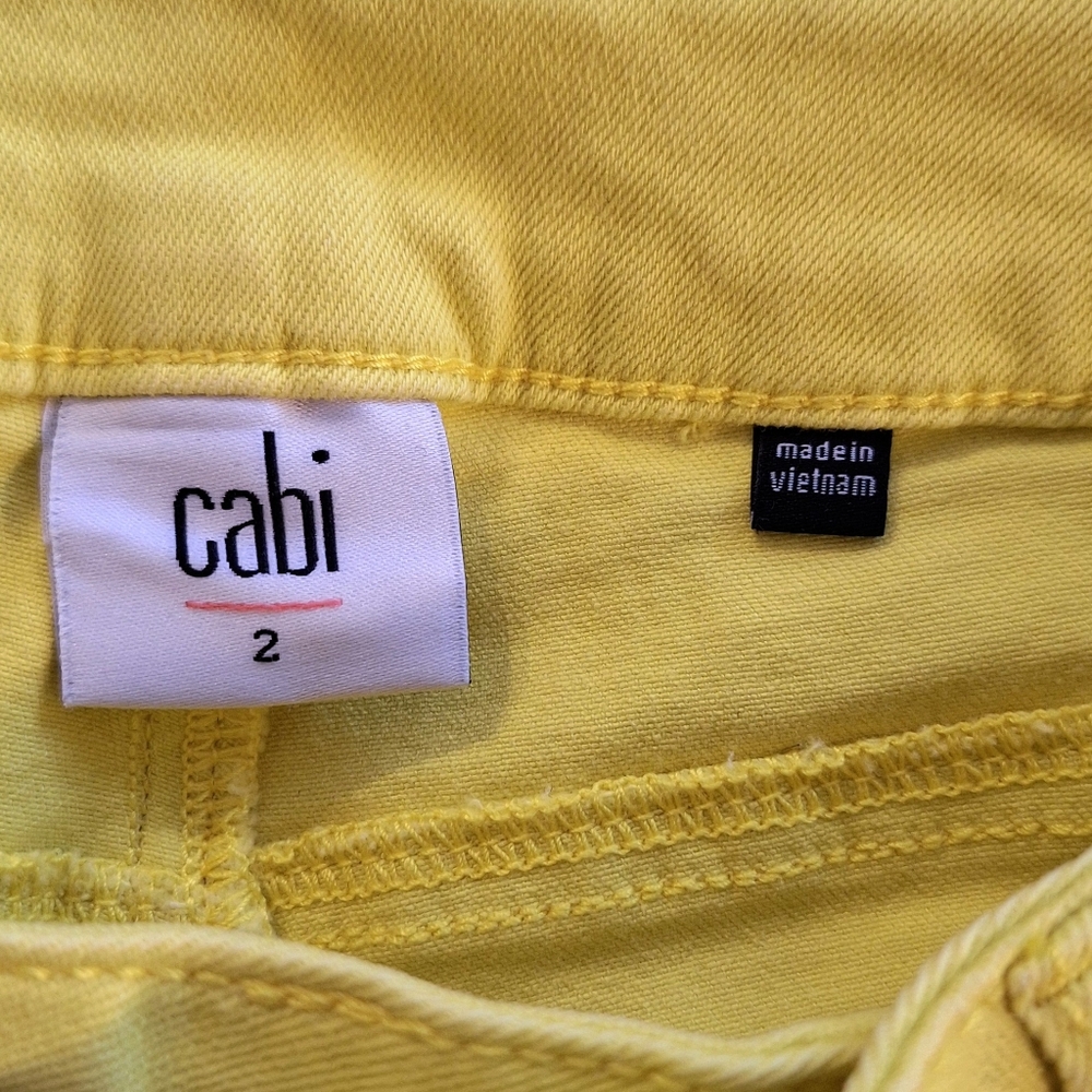 Cabi Kick Back Kick Flare Crop Yellow Jeans Sz 2  NWOT *S - Picture 5 of 7